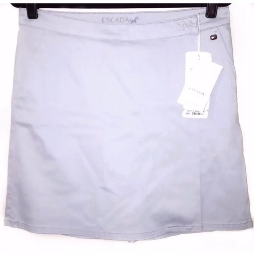 Escada Skort, size 10 US, New with Tags!